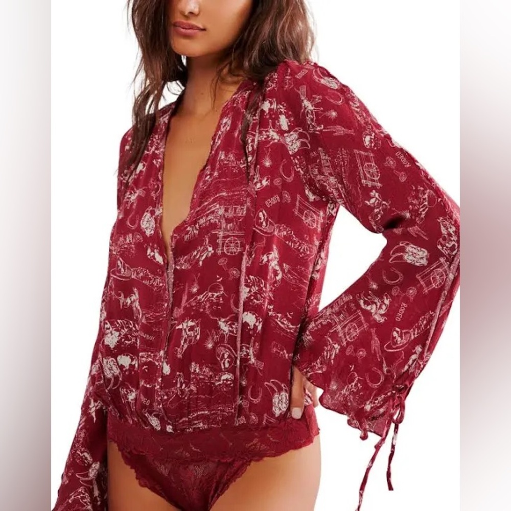 New Free People✨Everything’s Rosy Boho Bodysuit- Rustic Combo Western Toil